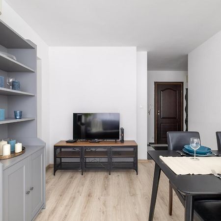 Apartment With Balcony Near Bulwary Wislane Wwa67 วอร์ซอ ภายนอก รูปภาพ