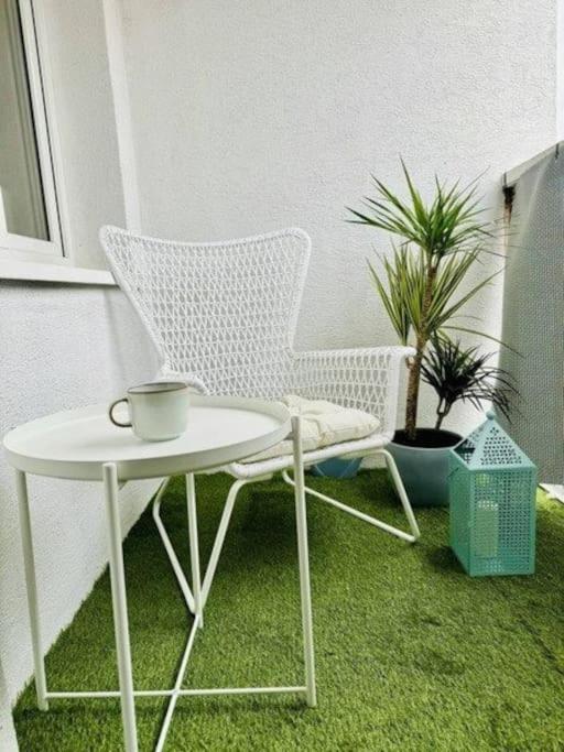 Apartment With Balcony Near Bulwary Wislane Wwa67 วอร์ซอ ภายนอก รูปภาพ