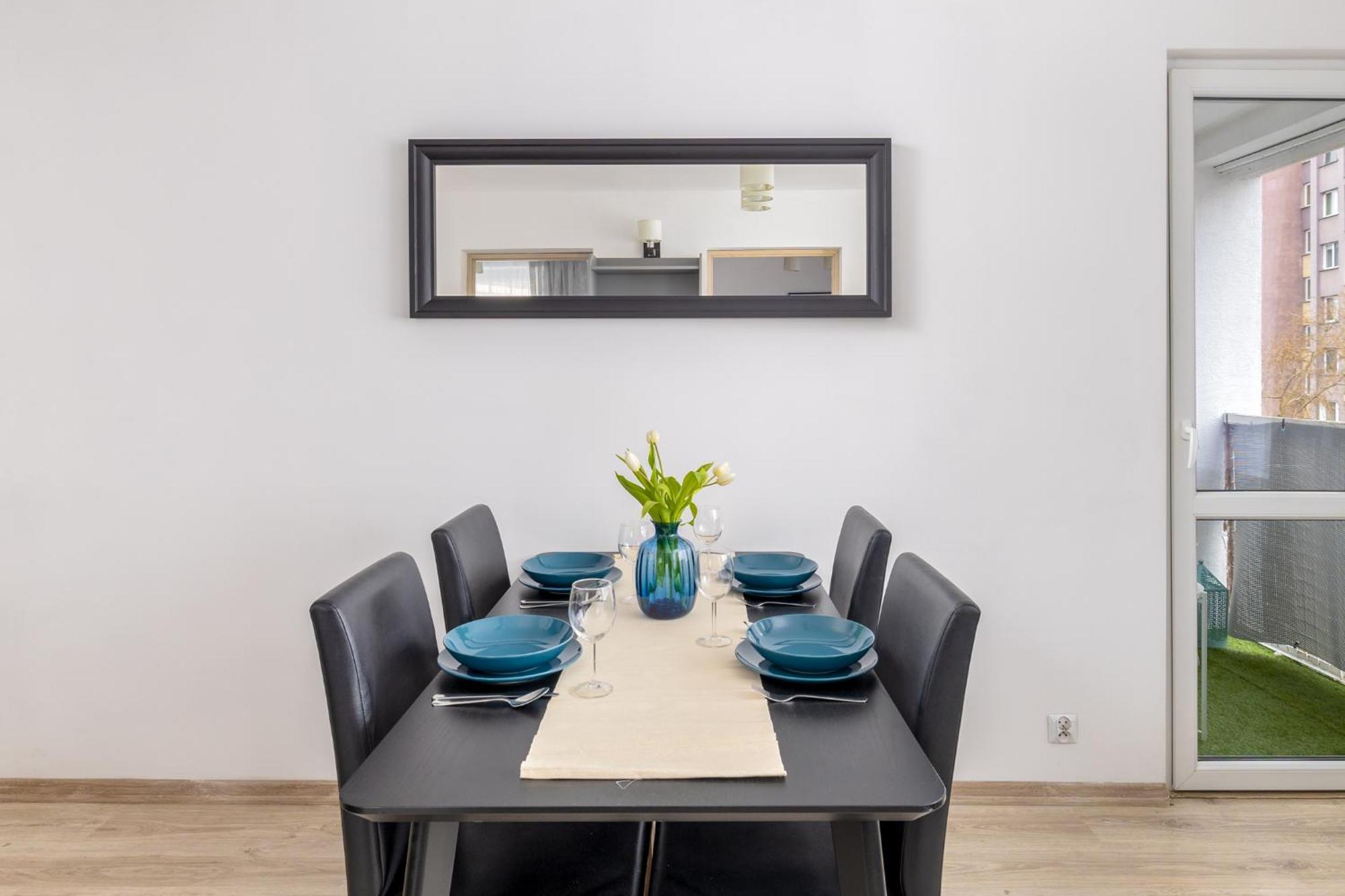 Apartment With Balcony Near Bulwary Wislane Wwa67 วอร์ซอ ภายนอก รูปภาพ