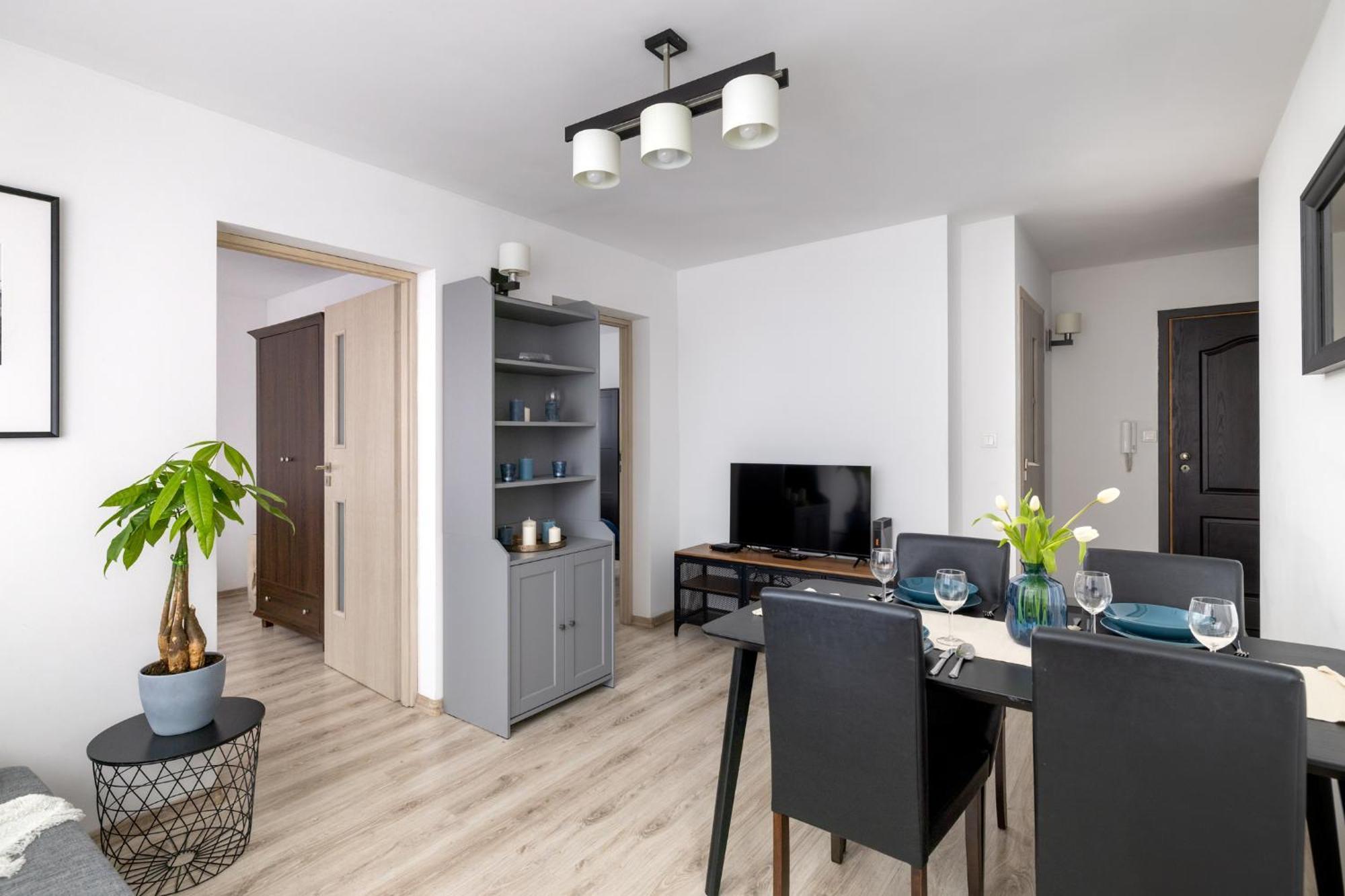 Apartment With Balcony Near Bulwary Wislane Wwa67 วอร์ซอ ภายนอก รูปภาพ